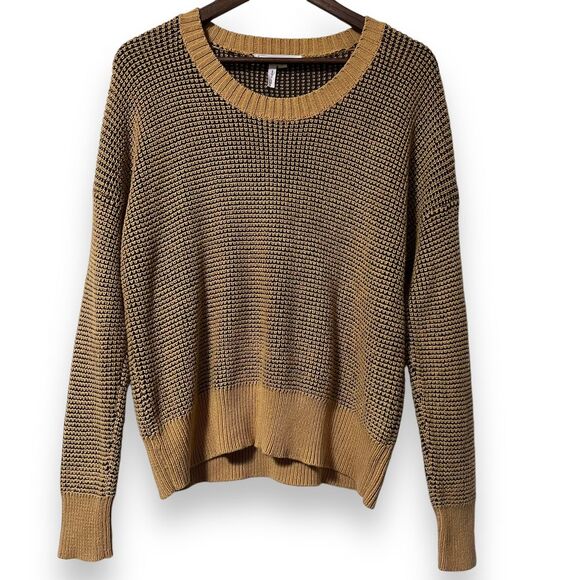 BCBG Women's Long Sleeve Chunky‎ Knit Pullover Sweater Round Neck Size Small - Picture 1 of 5
